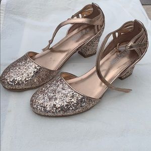 Sparkly Pink Reaction Kenneth Cole Shoes Size 2